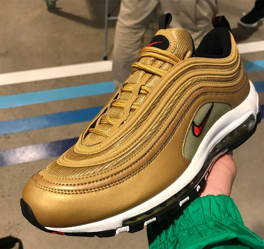 air max dore femme