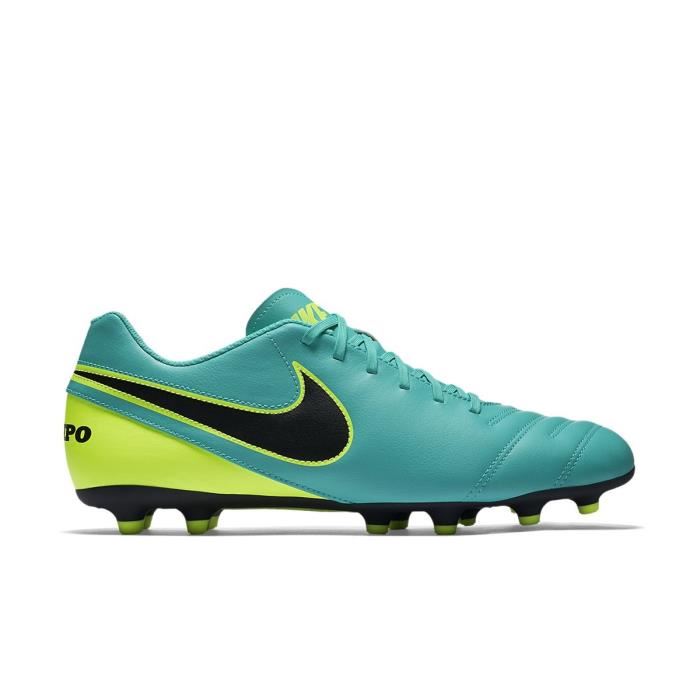 nike tiempo pas cher