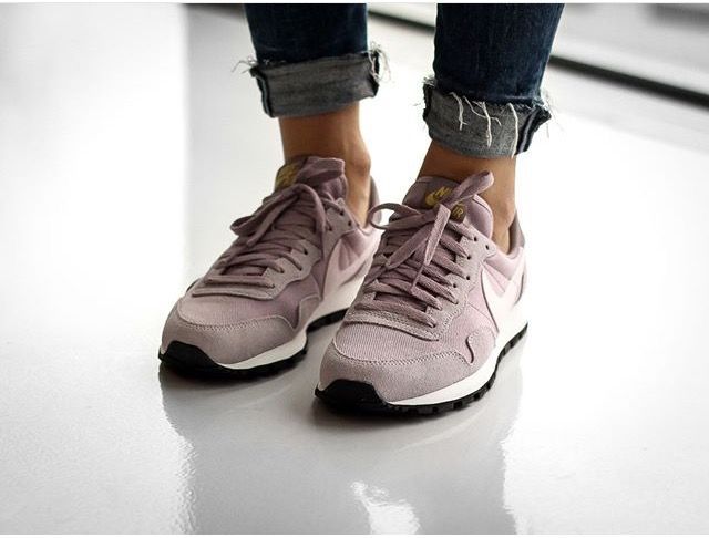 chaussure nike tendance femme