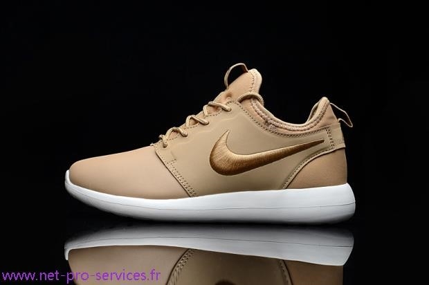 nike roshe run homme marron